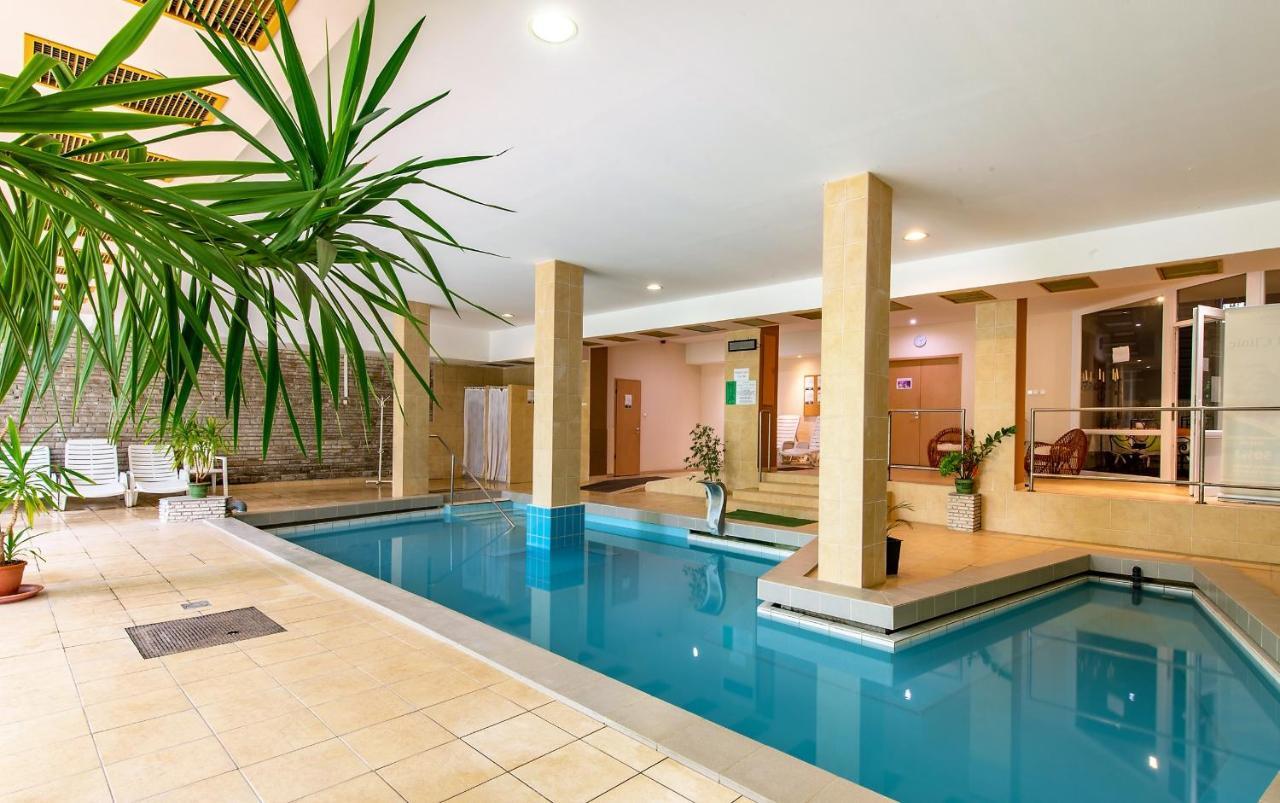 Hotel Fit Heviz Exterior photo